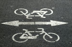 Felturbózott okossisakkal lehet biztonságosabb a biciklizés